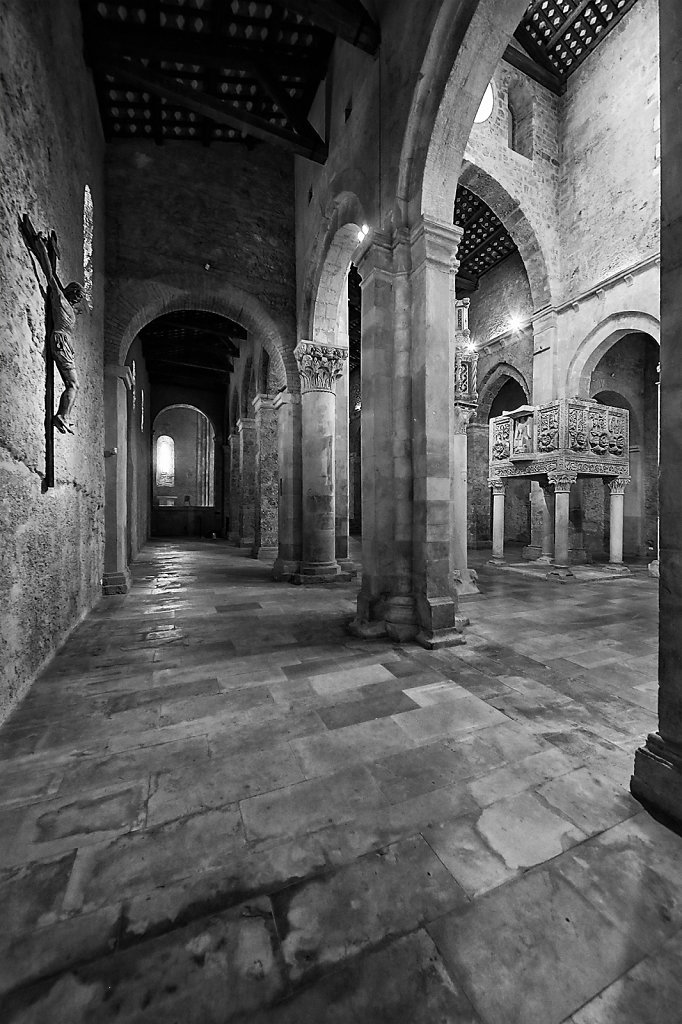 Castiglione a Casauria (PE) - Abbazia di San Clemente a Casauria