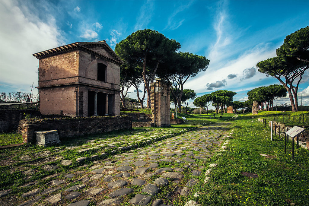 Roma - Parco archeologico delle Tombe della Via Latina